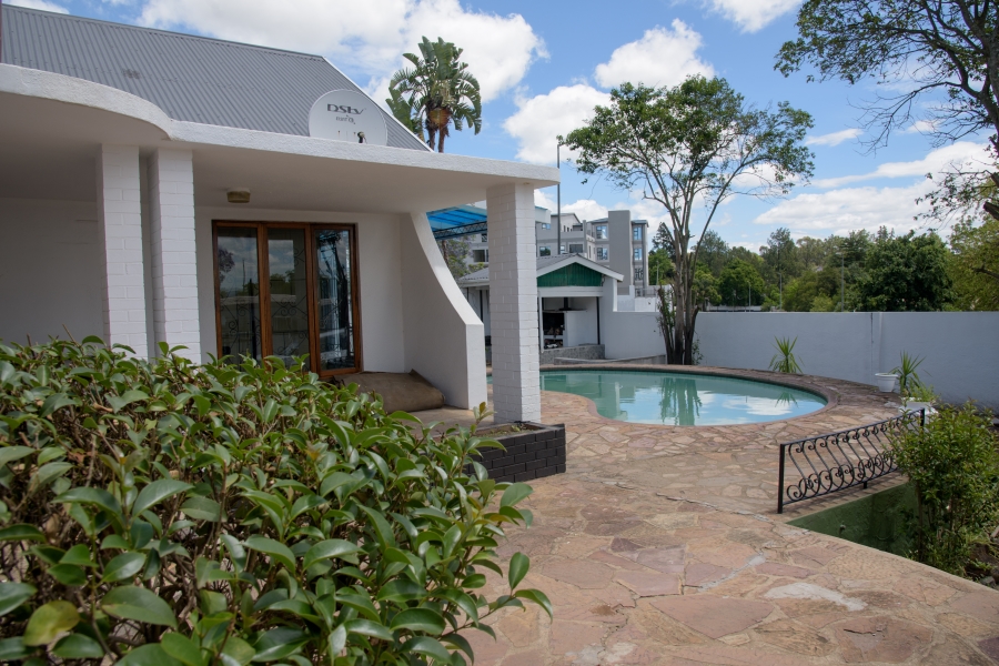 7 Bedroom Property for Sale in Mthata Eastern Cape